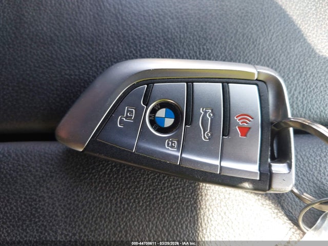 2022 BMW X7 5UXCX6C07N9J52835 Photo 10