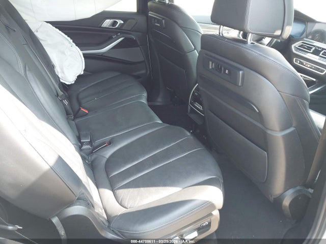 2022 BMW X7 5UXCX6C07N9J52835 Photo 7