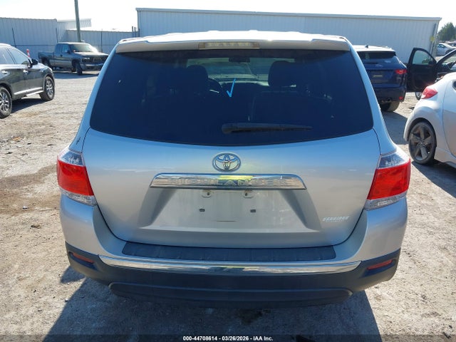 Продажа на аукционе авто 2013 Toyota Highlander Base V6, vin: 5TDZK3EH5DS105265, номер лота: 44708614