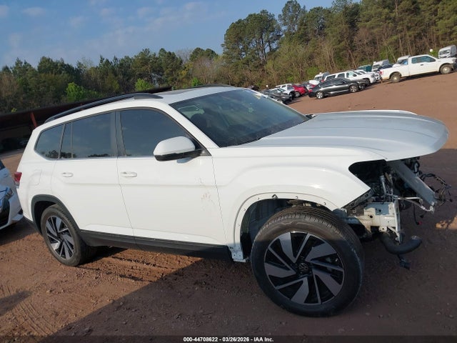 Продаж на аукціоні авто 2024 Volkswagen Atlas 2.0t Se W/technology, vin: 1V2JR2CA8RC585723, номер лоту: 44708622