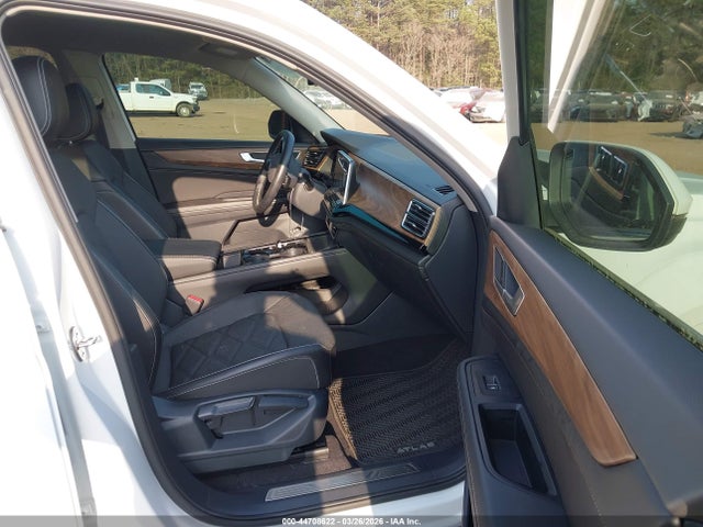 Продаж на аукціоні авто 2024 Volkswagen Atlas 2.0t Se W/technology, vin: 1V2JR2CA8RC585723, номер лоту: 44708622