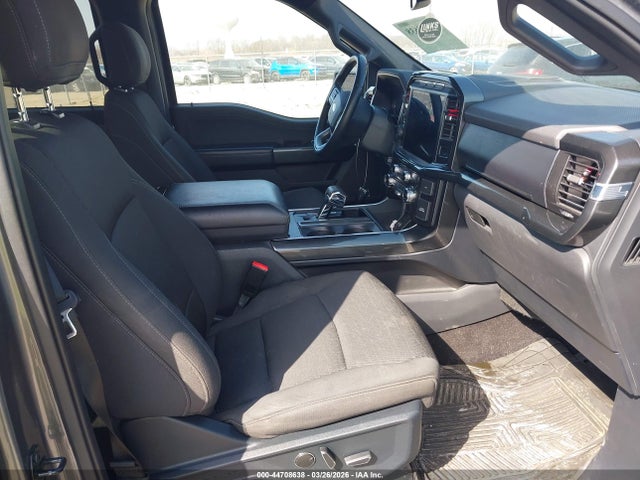 44708638 :رقم المزاد ، 1FTEW1EP1MFB77319 vin ، 2021 Ford F-150 Xlt مزاد بيع