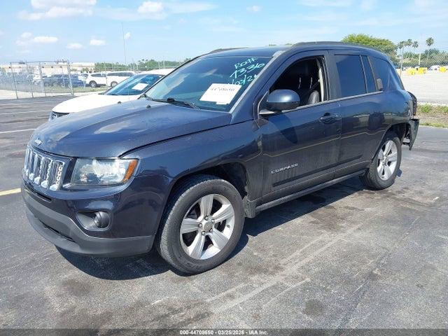 44708650 :رقم المزاد ، 1C4NJCEB8FD274840 vin ، 2015 Jeep Compass Latitude مزاد بيع