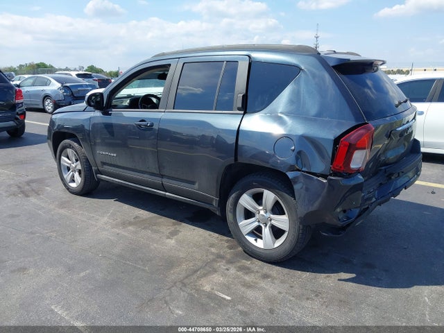 44708650 :رقم المزاد ، 1C4NJCEB8FD274840 vin ، 2015 Jeep Compass Latitude مزاد بيع