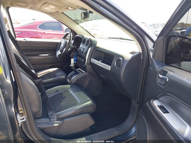 44708650 :رقم المزاد ، 1C4NJCEB8FD274840 vin ، 2015 Jeep Compass Latitude مزاد بيع