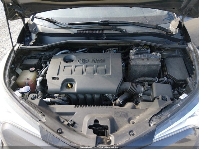 Toyota C-HR XLE 2018 NMTKHMBX2JR019312 Image 10