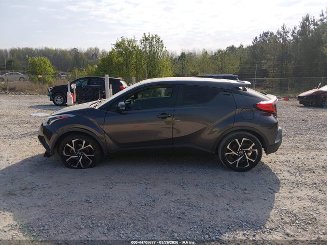 Toyota C-HR XLE 2018 NMTKHMBX2JR019312 Image 14