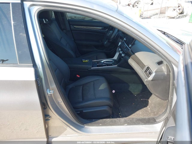 Продаж на аукціоні авто 2022 Honda Accord Hybrid Sport, vin: 1HGCV3F26NA032656, номер лоту: 44708684