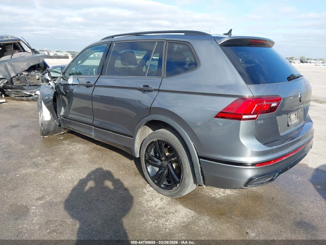 44708688 :رقم المزاد ، 3VVCB7AX8PM136123 vin ، 2023 Volkswagen Tiguan 2.0t Se R-line Black مزاد بيع