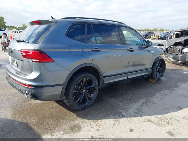 44708688 :رقم المزاد ، 3VVCB7AX8PM136123 vin ، 2023 Volkswagen Tiguan 2.0t Se R-line Black مزاد بيع