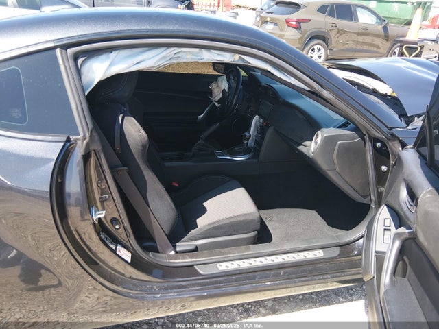 JF1ZNAA10H8705311 Toyota 86