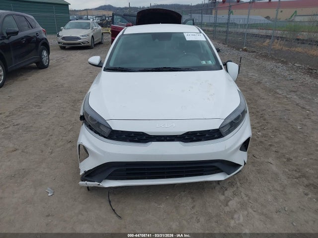 2023 Kia Forte Lxs მანქანა იყიდება აუქციონზე, vin: 3KPF24AD0PE538244, აუქციონის ნომერი: 44708741