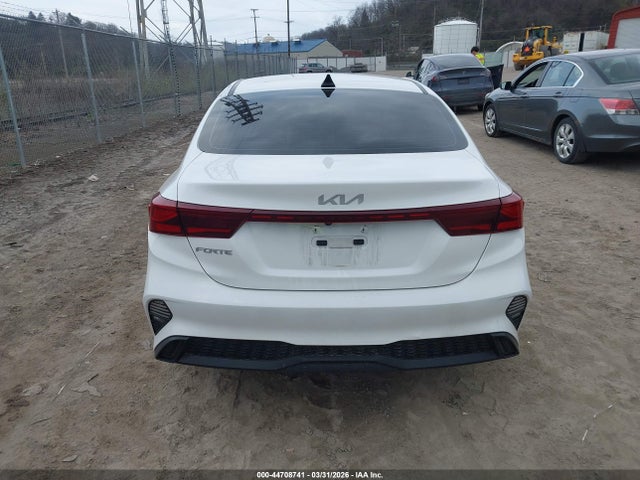 2023 Kia Forte Lxs მანქანა იყიდება აუქციონზე, vin: 3KPF24AD0PE538244, აუქციონის ნომერი: 44708741