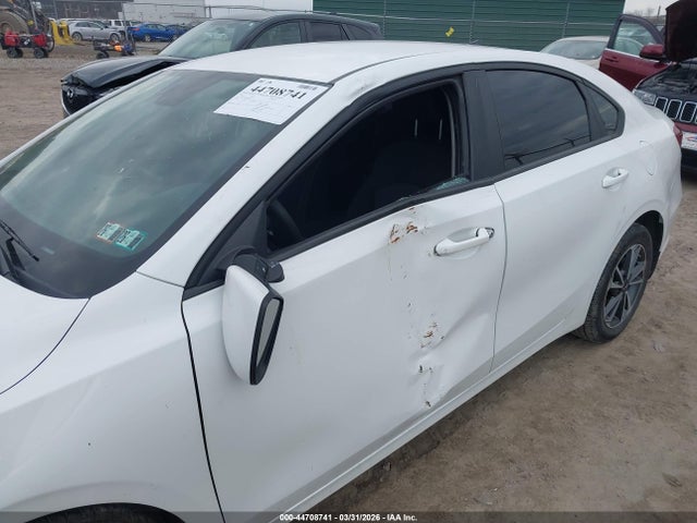 2023 Kia Forte Lxs მანქანა იყიდება აუქციონზე, vin: 3KPF24AD0PE538244, აუქციონის ნომერი: 44708741