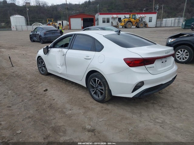 2023 Kia Forte Lxs მანქანა იყიდება აუქციონზე, vin: 3KPF24AD0PE538244, აუქციონის ნომერი: 44708741