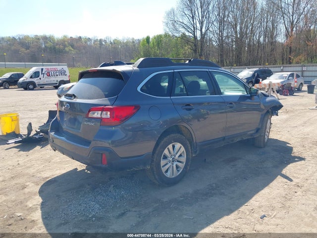 2018 SUBARU OUTBACK 4S4BSAFC0J3348158 Photo 3