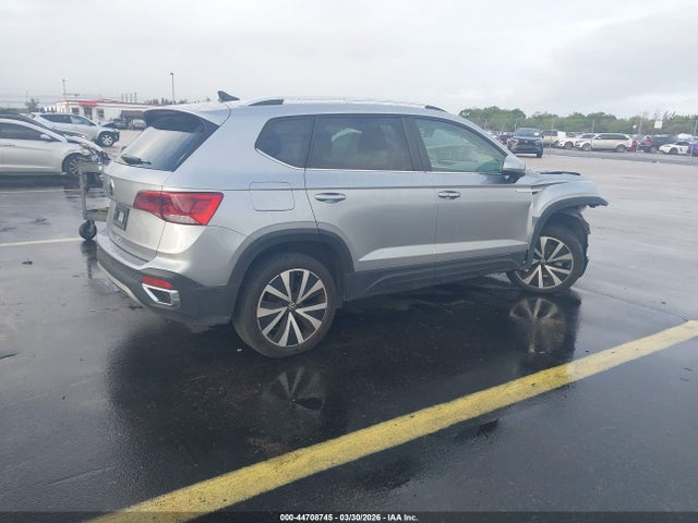 Продажа на аукционе авто 2024 Volkswagen Taos 1.5t Se, vin: 3VVSX7B21RM118291, номер лота: 44708745