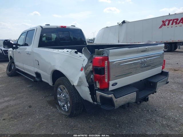 44708752 :رقم المزاد ، 1FT8W3BM8SED11152 vin ، 2025 Ford F-350 King Ranch مزاد بيع