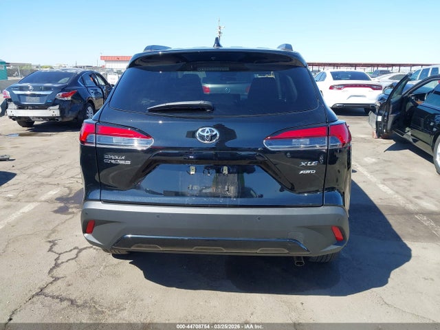 7MUDAABG9RV109555 Toyota Corolla Cross Xle
