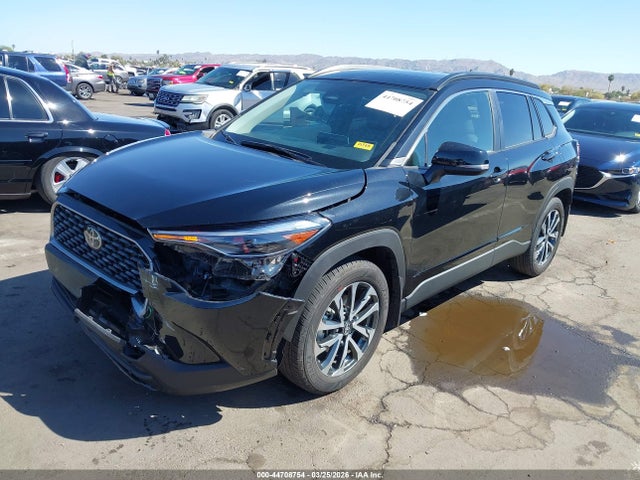 7MUDAABG9RV109555 Toyota Corolla Cross Xle