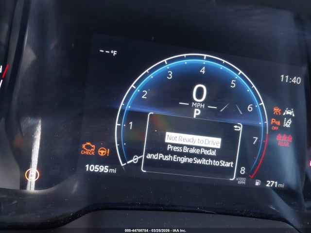 7MUDAABG9RV109555 Toyota Corolla Cross Xle