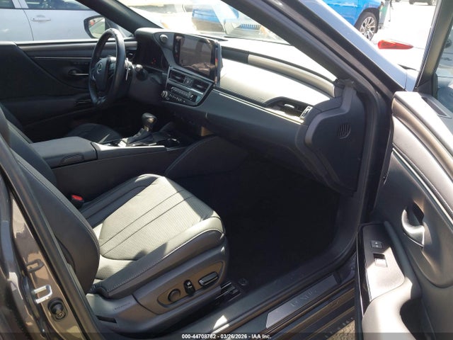 58AJZ1B15PU140350 Lexus Es 350 F Sport Handling