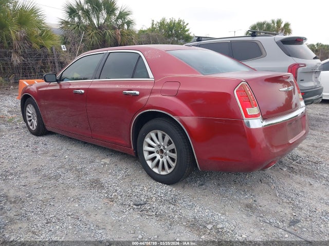 2013 CHRYSLER 300 2C3CCAAG1DH632520 Photo 2