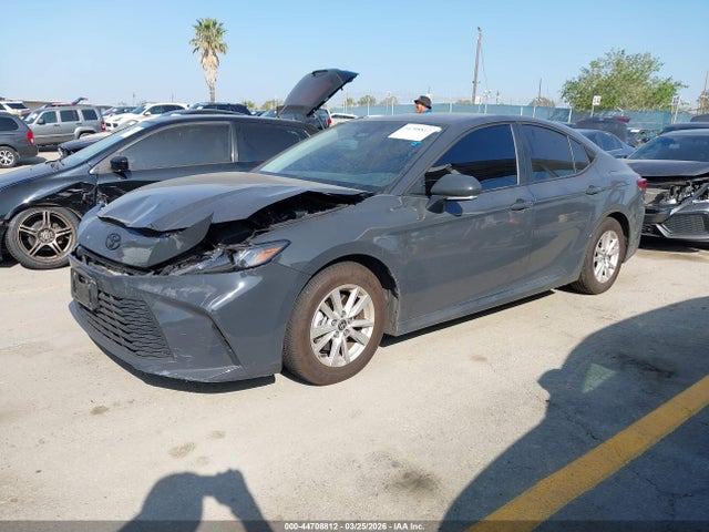 Toyota CAMRY LE 2025 4T1DAACK6SU121429 Image 2