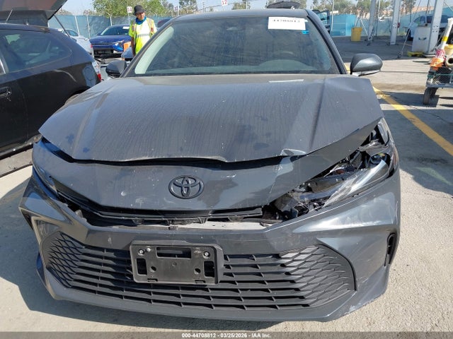Toyota CAMRY LE 2025 4T1DAACK6SU121429 Image 6