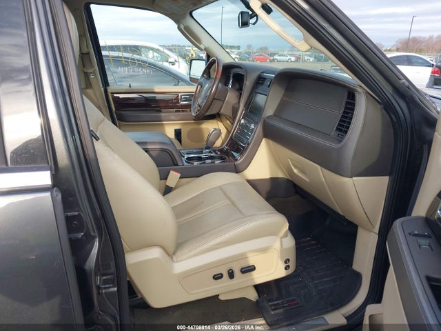 5LMJJ3JT6FEJ00149 Lincoln NAVIGATOR L