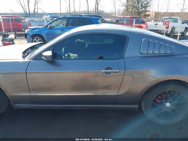 Продажа на аукционе авто 2013 Ford Mustang V6, vin: 1ZVBP8AM2D5241021, номер лота: 44708849