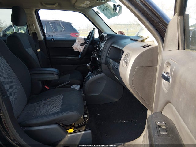 44708864 :رقم المزاد ، 1J4NF1GB1BD173484 vin ، 2011 Jeep Patriot Sport مزاد بيع