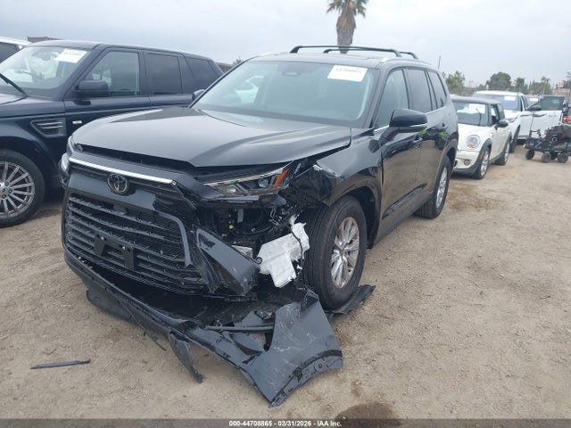 Toyota Grand Highlander Xle 2026 5TDAAAB54TS114536 Image 2