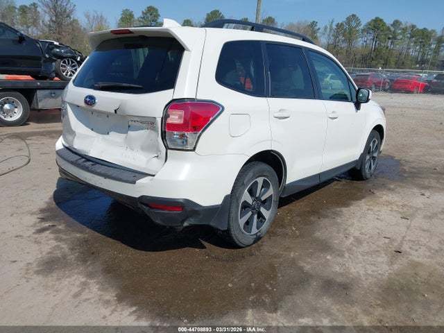 JF2SJAGCXHH532589 Subaru Forester 2.5i Premium