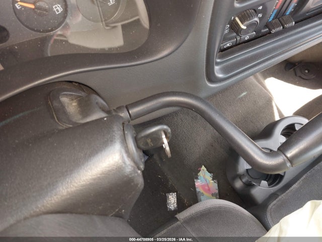 44708905 :رقم المزاد ، 1GTEC14V44Z196647 vin ، 2004 Gmc Sierra 1500 مزاد بيع