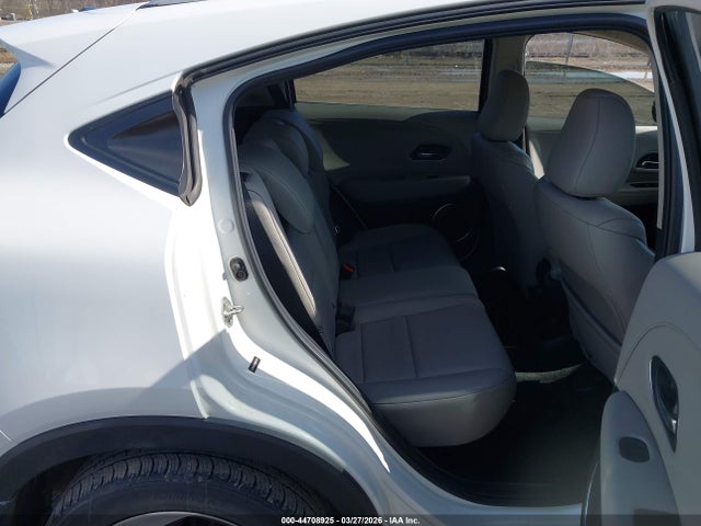 2018 HONDA HR-V 3CZRU6H77JM707377 Photo 7