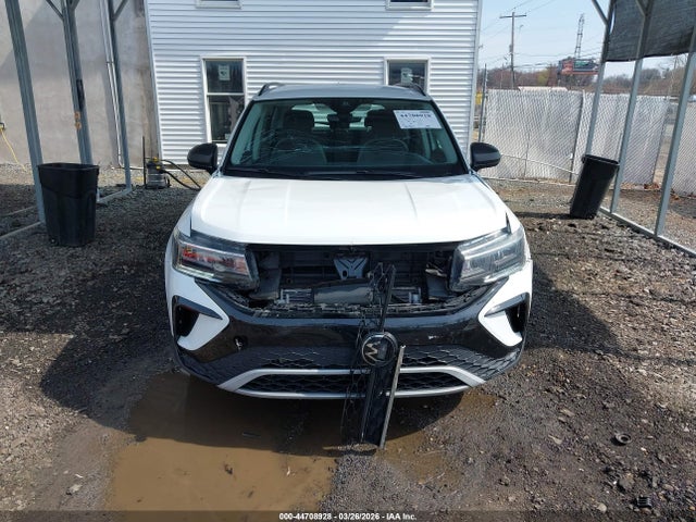 Продажа на аукционе авто 2024 Volkswagen Taos 1.5t S, vin: 3VV5X7B21RM056405, номер лота: 44708928