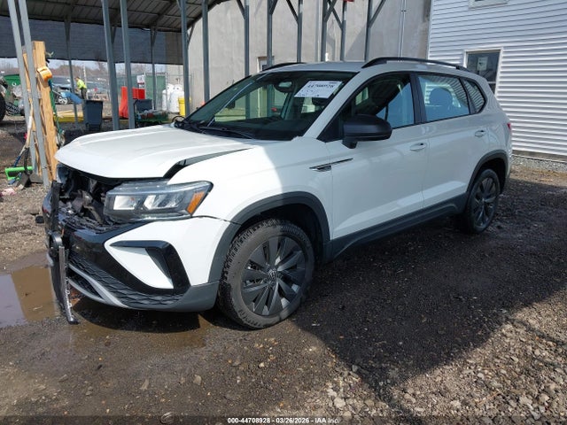 Продажа на аукционе авто 2024 Volkswagen Taos 1.5t S, vin: 3VV5X7B21RM056405, номер лота: 44708928