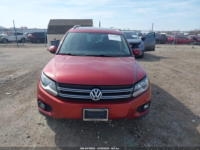 44708932 :رقم المزاد ، WVGAV7AX2FW094572 vin ، 2015 Volkswagen Tiguan Sel مزاد بيع