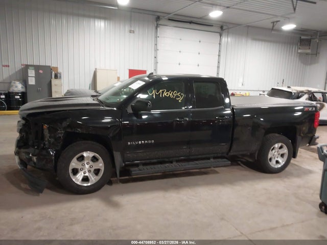 Auction sale of the 2018 Chevrolet Silverado 1500 2lt, vin: 2GCVKRECXJ1103472, lot number: 44708952