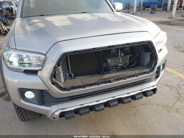 3TMAZ5CN8KM109241 Toyota Tacoma Trd Off Road