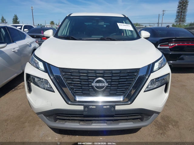 JN8BT3BAXPW413577 Nissan Rogue Sv Fwd