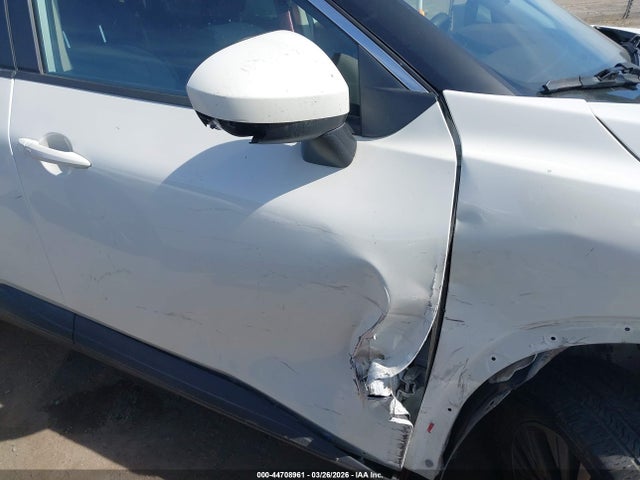 JN8BT3BAXPW413577 Nissan Rogue Sv Fwd