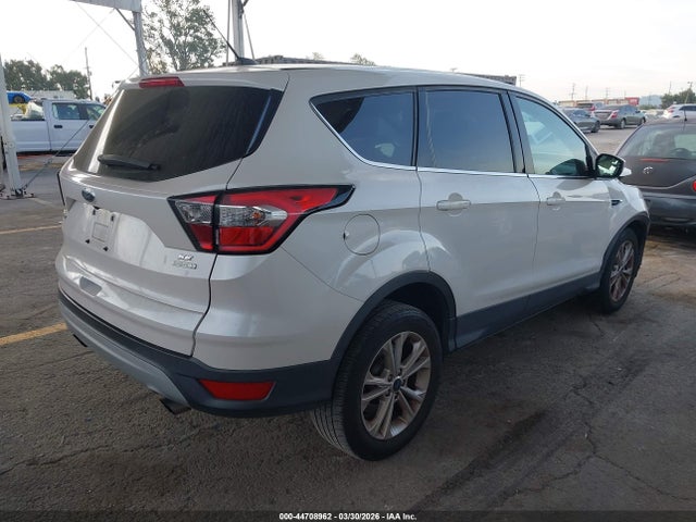 2017 FORD ESCAPE 1FMCU0GD2HUE96686 Photo 3