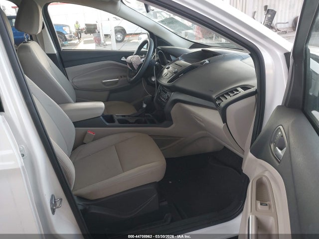 2017 FORD ESCAPE 1FMCU0GD2HUE96686 Photo 4