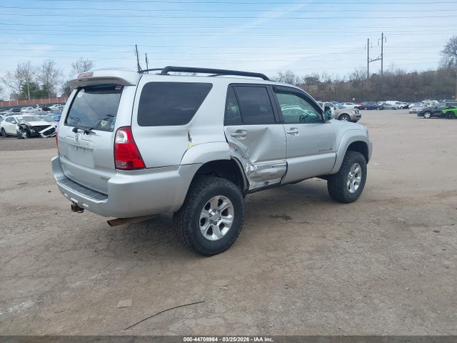 2006 TOYOTA 4RUNNER JTEBU14R260095984 Photo 3