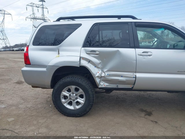 2006 TOYOTA 4RUNNER JTEBU14R260095984 Photo 5