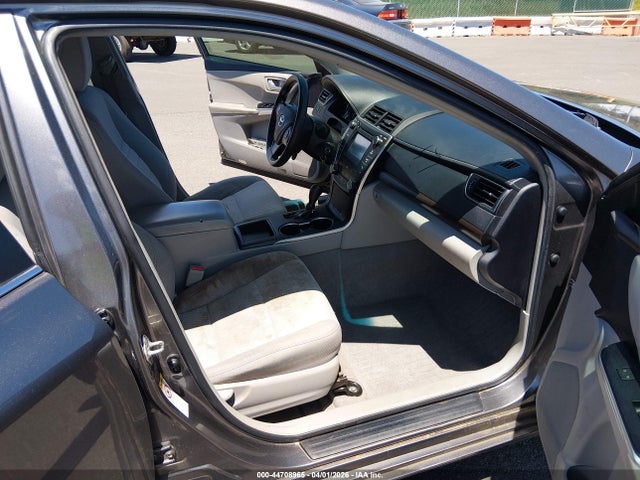 2017 Toyota Camry Le მანქანა იყიდება აუქციონზე, vin: 4T1BF1FK4HU369241, აუქციონის ნომერი: 44708965