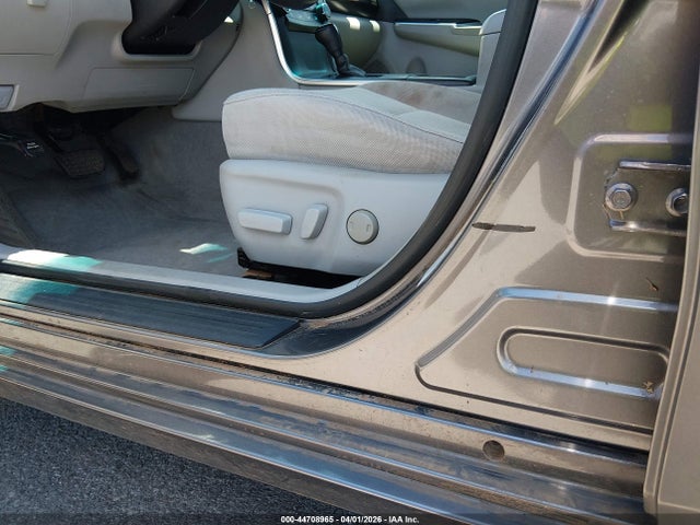 2017 Toyota Camry Le მანქანა იყიდება აუქციონზე, vin: 4T1BF1FK4HU369241, აუქციონის ნომერი: 44708965