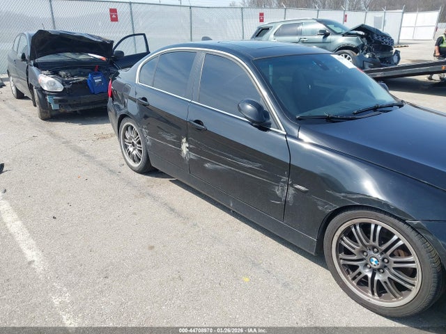 44708970 :رقم المزاد ، WBAVB33576AZ87253 vin ، 2006 Bmw 330i مزاد بيع